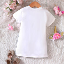 Carregar imagem no visualizador da galeria, Remera vestido blanco con estampas de unicornio
