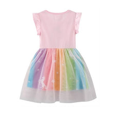 Carregar imagem no visualizador da galeria, Vestido rosa de unicornio y falda colorida con tul
