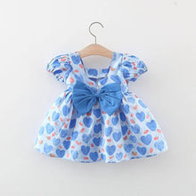 Cargar imagen en el visor de la galería, Vestido con estampas de corazones, mangas abullonadas y moño
