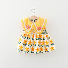 Carregar imagem no visualizador da galeria, Vestido con volados y estampa de flores

