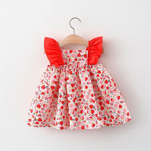 Carregar imagem no visualizador da galeria, Vestido con estampas de frutillas, volado en rojo y cartera
