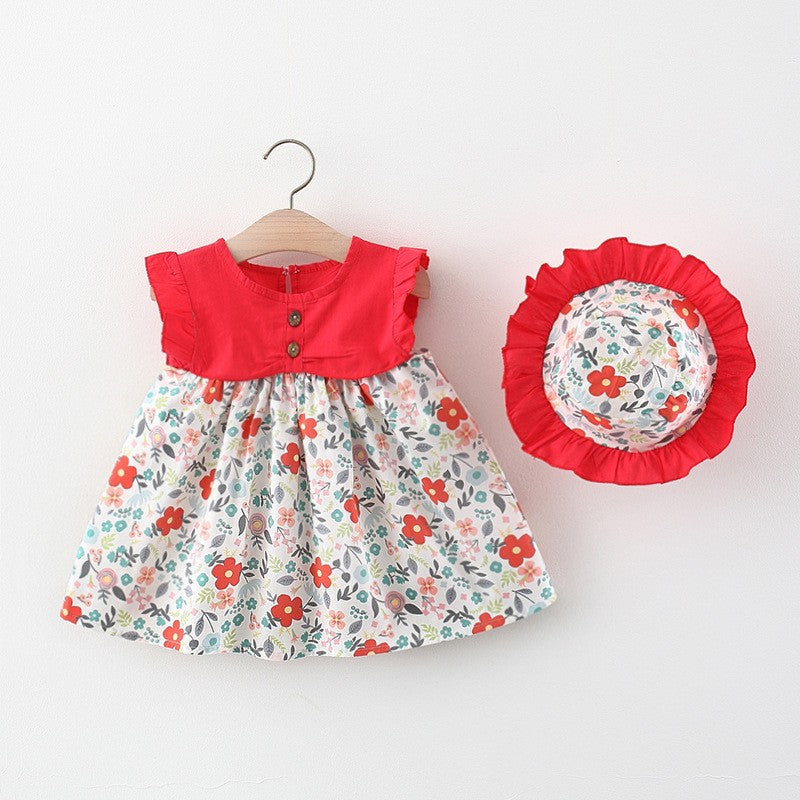 Vestido rojo con estampas de flores, botones y sombrero