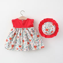 Carregar imagem no visualizador da galeria, Vestido rojo con estampas de flores, botones y sombrero
