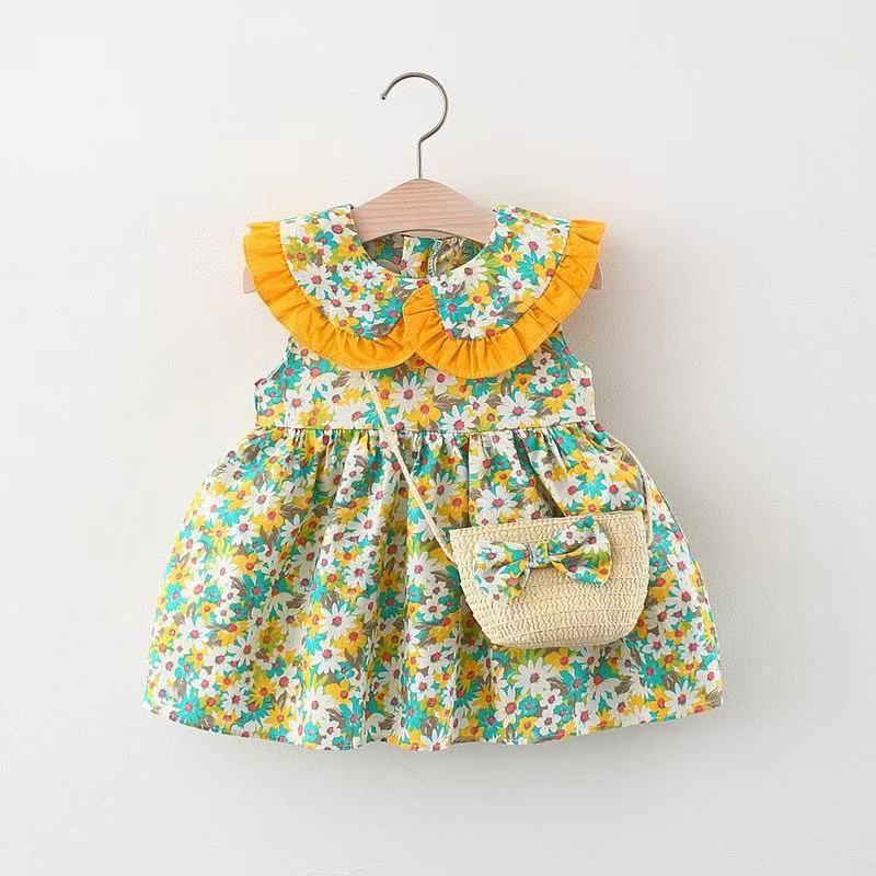 Vestido con estampas de flores, volado amarillo y cartera