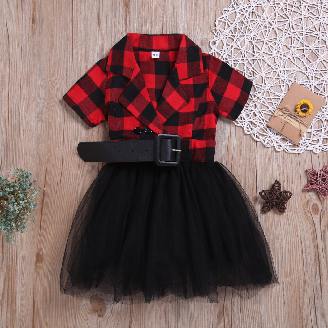 Vestido cuadrille rojo y falda de tul negro  con cinto