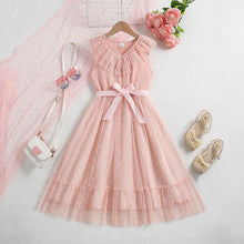 Carregar imagem no visualizador da galeria, Vestido rosa viejo con volado de tul y cinto
