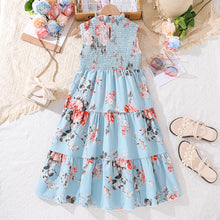 Cargar imagen en el visor de la galería, Vestido engomado celeste con estampas de flores y cuello alto
