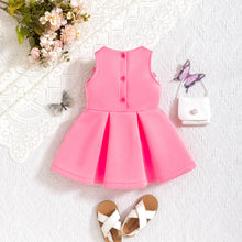 Carregar imagem no visualizador da galeria, Vestido liso tablado con detalles de flor
