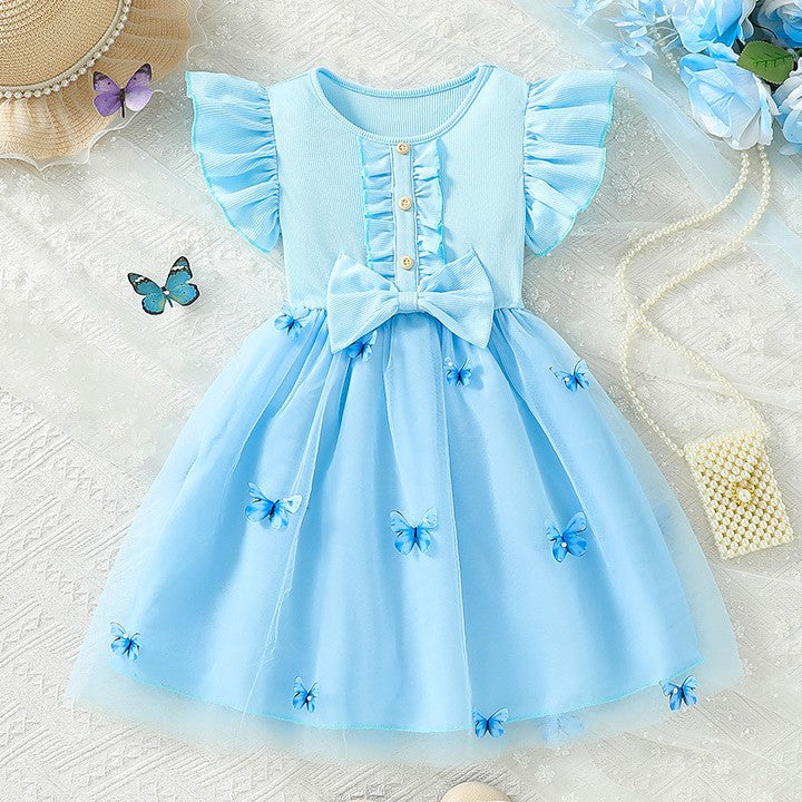 Vestido con volados y falda de tul con mariposas