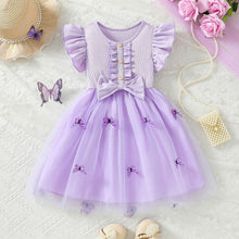 Cargar imagen en el visor de la galería, Vestido con volados y falda de tul con mariposas
