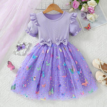 Cargar imagen en el visor de la galería, Vestido con volados, falda con motas y mariposas coloridas
