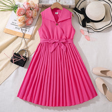 Cargar imagen en el visor de la galería, Vestido con cuello y falda tabledo con cinto
