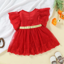 Carregar imagem no visualizador da galeria, Vestido rojo con detalles dorado y bordados
