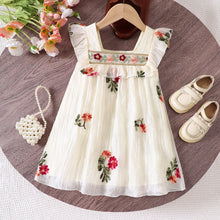 Cargar imagen en el visor de la galería, Vestido crema con bordados de flores
