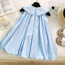 Cargar imagen en el visor de la galería, Vestido celeste liso con moño y volados estilo globo
