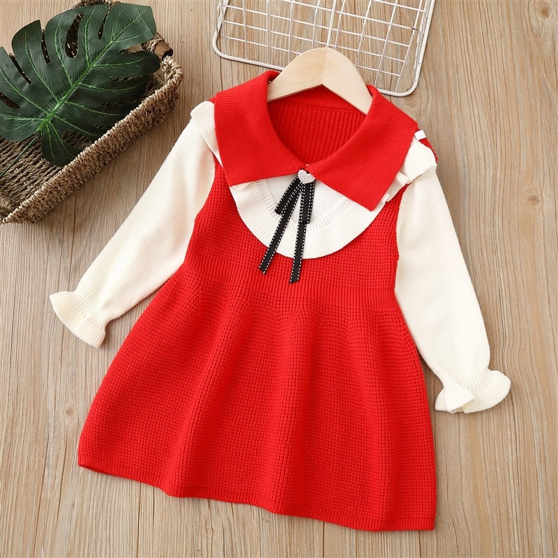 Vestido de hilo doble color con volado y prendedor de moño
