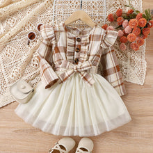 Cargar imagen en el visor de la galería, Vestido beige cuadrille y falda de tul con cinto
