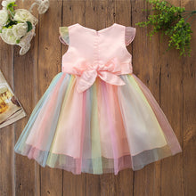 Carregar imagem no visualizador da galeria, Vestido rosa de unicornio con tul colorido
