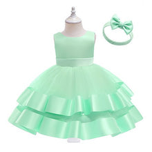 Cargar imagen en el visor de la galería, Vestido escalonado liso con detalle de seda, moño y vincha
