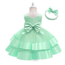 Cargar imagen en el visor de la galería, Vestido escalonado liso con detalle de seda, moño y vincha
