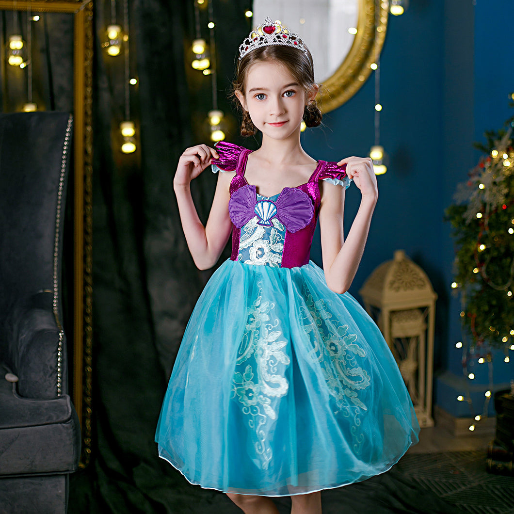 Vestido estilo sirena con encajes y brillo