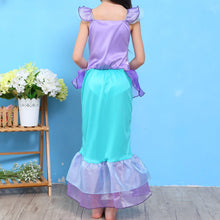 Cargar imagen en el visor de la galería, Vestido largo con escamas y cola de Sirena
