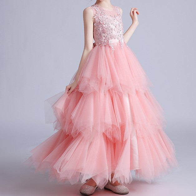 Vestido largo rosa de tul escalonado con encaje de flores