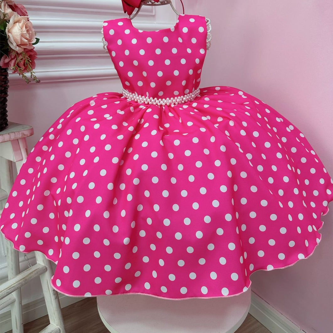 Vestido pink con motas y perlas con moño con vincha