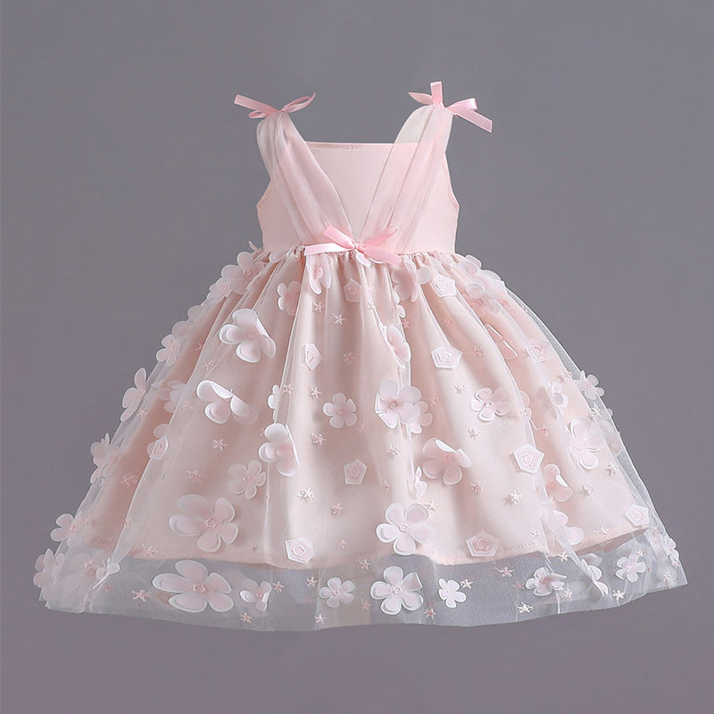 Vestido rosa con flores 3D y tul
