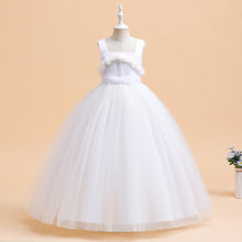 Carregar imagem no visualizador da galeria, Vestido blanco de tul largo con flores 3D
