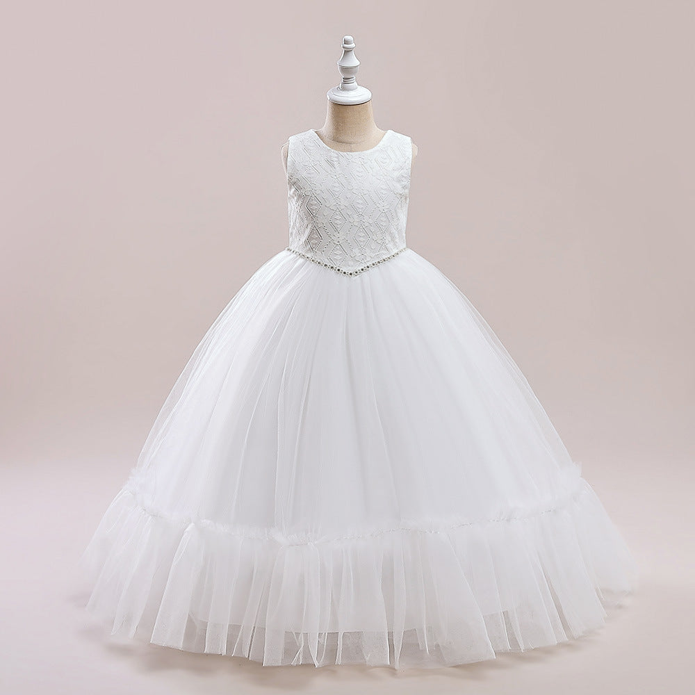 Vestido blanco largo con bordados y volados