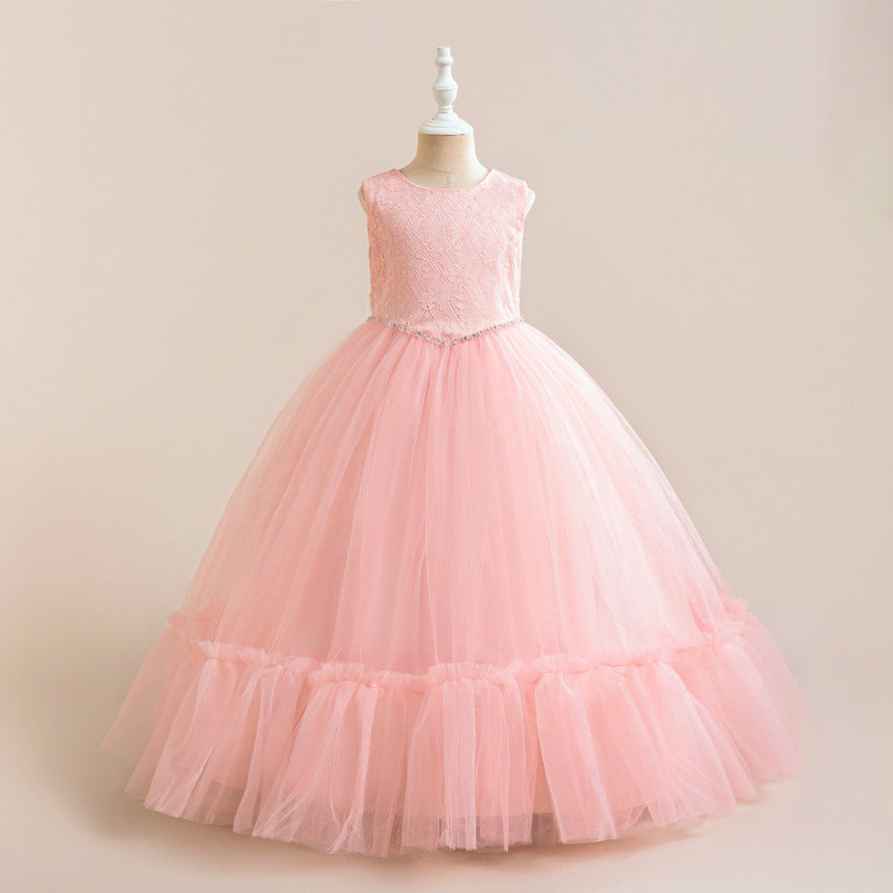 Vestido rosa largo con bordados y volados
