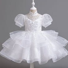 Cargar imagen en el visor de la galería, Vestido blanco con cuello alto, lentejuelas y falda escalonado
