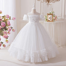 Cargar imagen en el visor de la galería, Vestido blanco largo con flores y perlas
