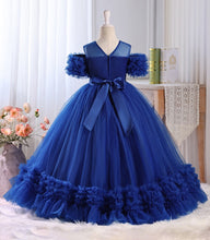 Cargar imagen en el visor de la galería, Vestido largo con flores y perlas
