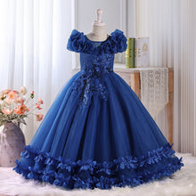 Carregar imagem no visualizador da galeria, Vestido largo con bordados de flores en 3D
