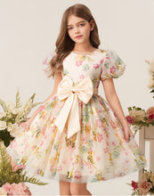 Carregar imagem no visualizador da galeria, Vestido crema de flores con mariposas y moño grande
