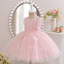 Cargar imagen en el visor de la galería, Vestido de tul con detalles de mariposas

