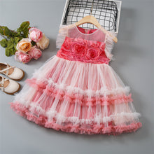 Carregar imagem no visualizador da galeria, Vestido rosa con detalles de flores, tul con volados
