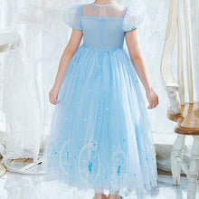 Carregar imagem no visualizador da galeria, Vestido celeste, mangas abullonadas estilo Cenicienta con lentejuelas

