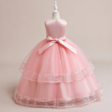 Cargar imagen en el visor de la galería, Vestido largo rosa con bordados de tul
