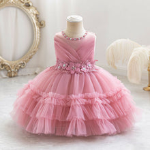 Carregar imagem no visualizador da galeria, Vestido con bordados de flores y perlas
