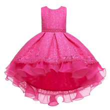 Carregar imagem no visualizador da galeria, Vestido cola de pato con detalles de perlas en la cintura
