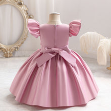 Cargar imagen en el visor de la galería, Vestido con detalles de flores
