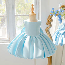 Cargar imagen en el visor de la galería, Vestido liso moño grande
