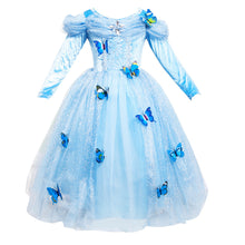 Cargar imagen en el visor de la galería, Vestido elegante estilo Cenicienta celeste mangas largas, con brillo y detalles de mariposas
