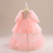 Carregar imagem no visualizador da galeria, Vestido media manga rosa,  largo de tul escalonado con bordados
