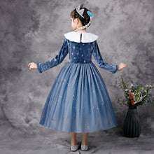Carregar imagem no visualizador da galeria, Vestido azul con cuello blanco estilo Elsa de Frozen
