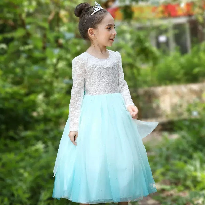 Vestido blanco con lentejuelas y tul turquesa estilo Frozen