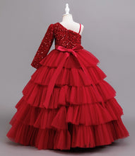 Carregar imagem no visualizador da galeria, Vestido de un hombro con lentejuelas y falda escalonado

